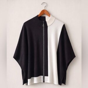 Chico's Chic Black White Sweater Poncho Rhinestone Zipper L